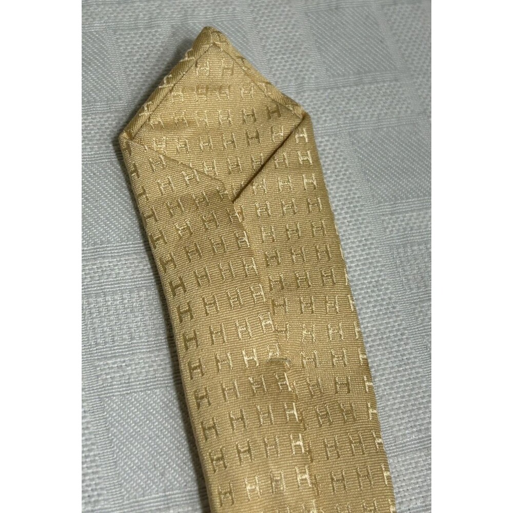 HERMES Men Neck Tie Gold Beige Yellow Initial H All Over Print 100% Silk Vtg. - Picture 16 of 16